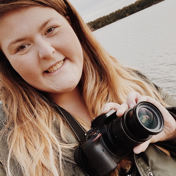 Meet your Posher, Haley - Picture 1 of 1